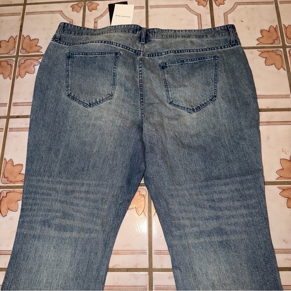 Who What Wear Blue Straight‎ Leg Jeans with Embellishments - Picture 6 of 8